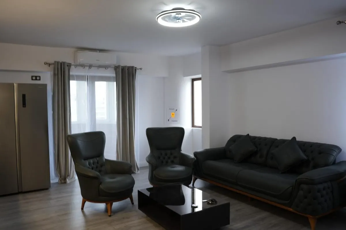 Apartament 3 camere zona ultracentrala - foto 1