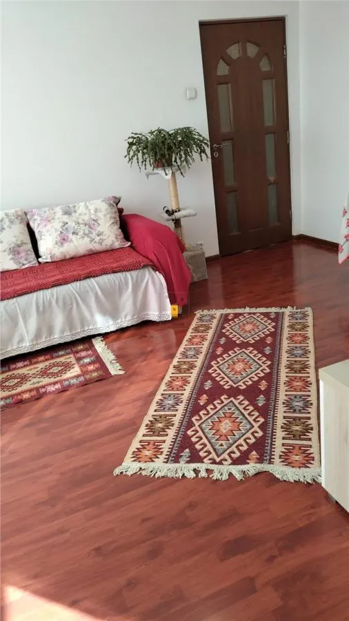 Apartament 2 camere zona Vest - foto 1