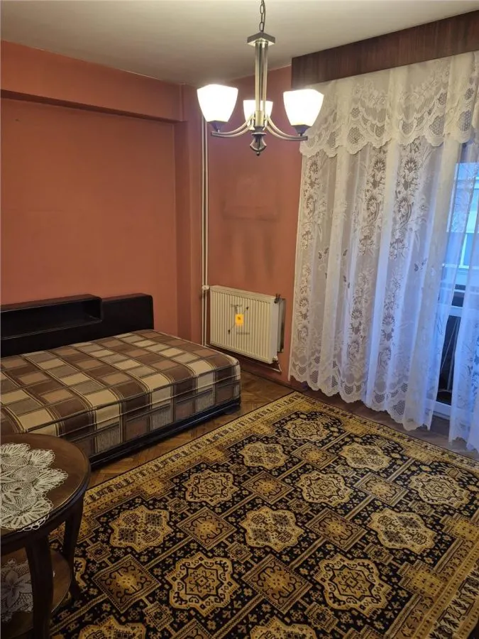 Apartament 3 camere zona Mall Mercur - foto 4