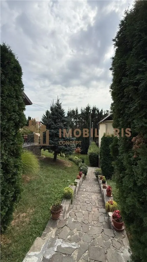 Casa individuala cu etaj zona Sanatatii - foto 18