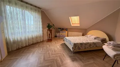 Casa individuala cu etaj zona Sanatatii - foto 5
