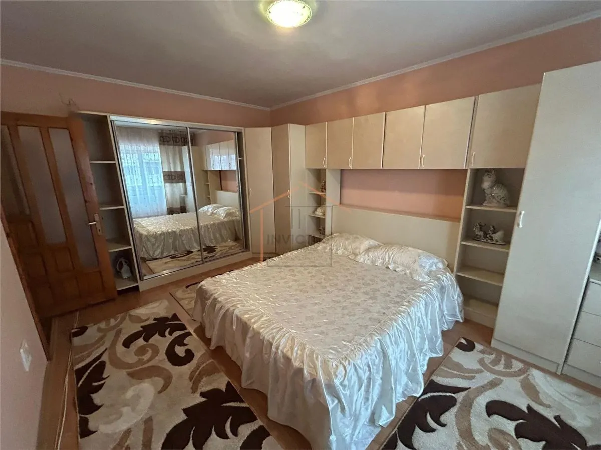 Apartament 3 camere de închiriat - foto 7
