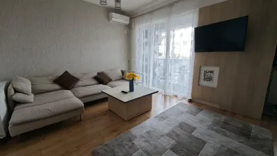Apartament 3 camere 2 bai zona 9 mai - Ploiesti