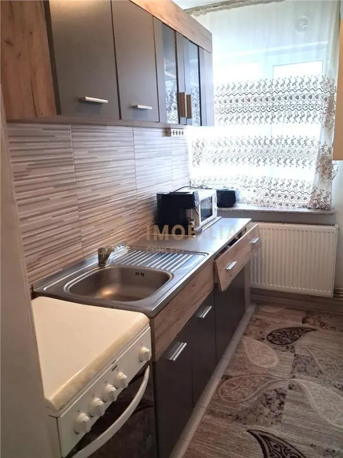 Apartament 2 camere, zona Center - foto 1