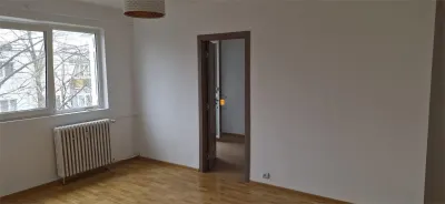 Apartament 2 camere zona Malu Rosu - foto 3