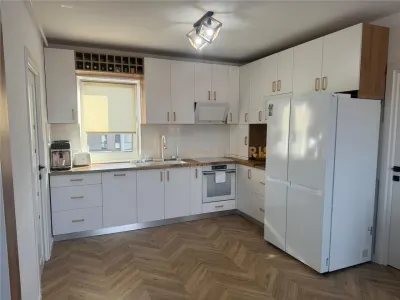 Apartament 3 camere si parcare proprie - Baia Mare