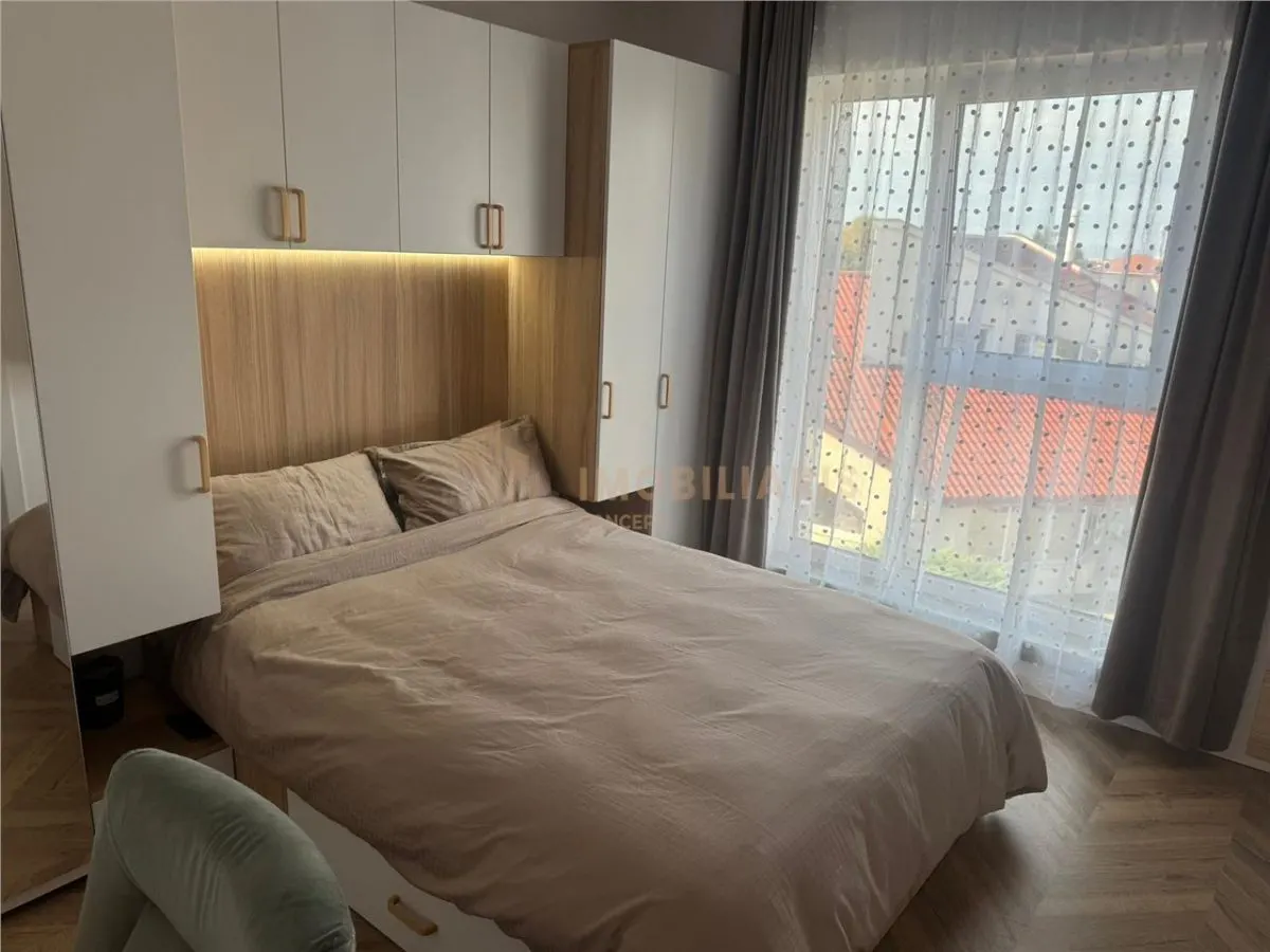 Apartament 3 camere si parcare proprie - foto 4