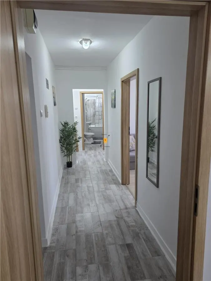 Apartament 2 camere zona Ultracentrala - foto 4