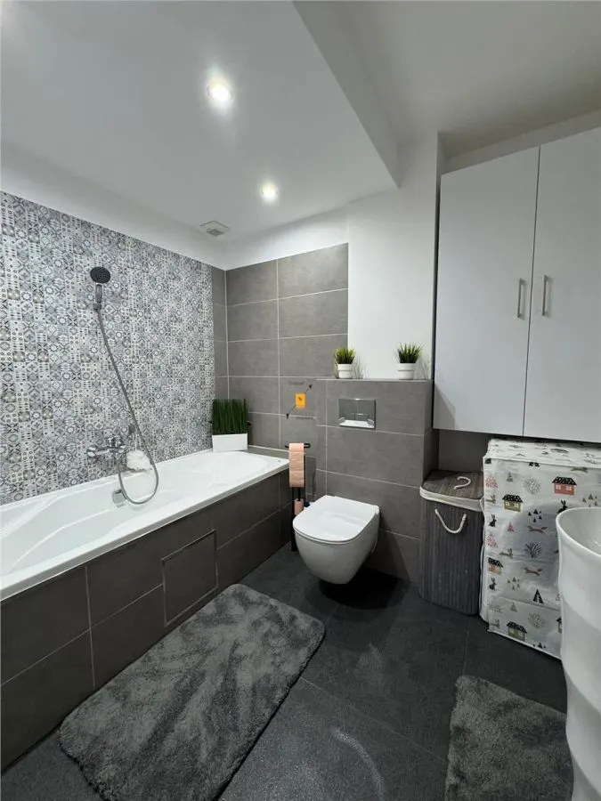 Apartament 3 camere/2bai in cartier Albert - foto 8