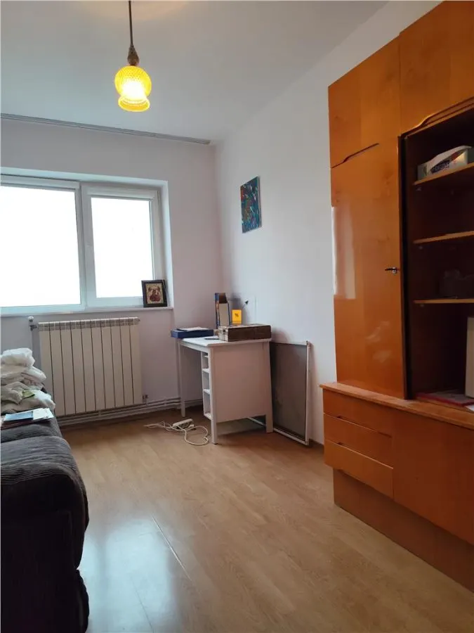 Apartament 4 camere zona 9 mai-Marasesti - foto 4