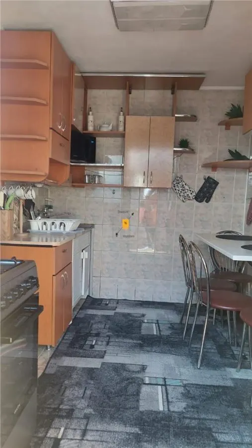 Casa in zona Piata Mihai Viteazul - foto 12