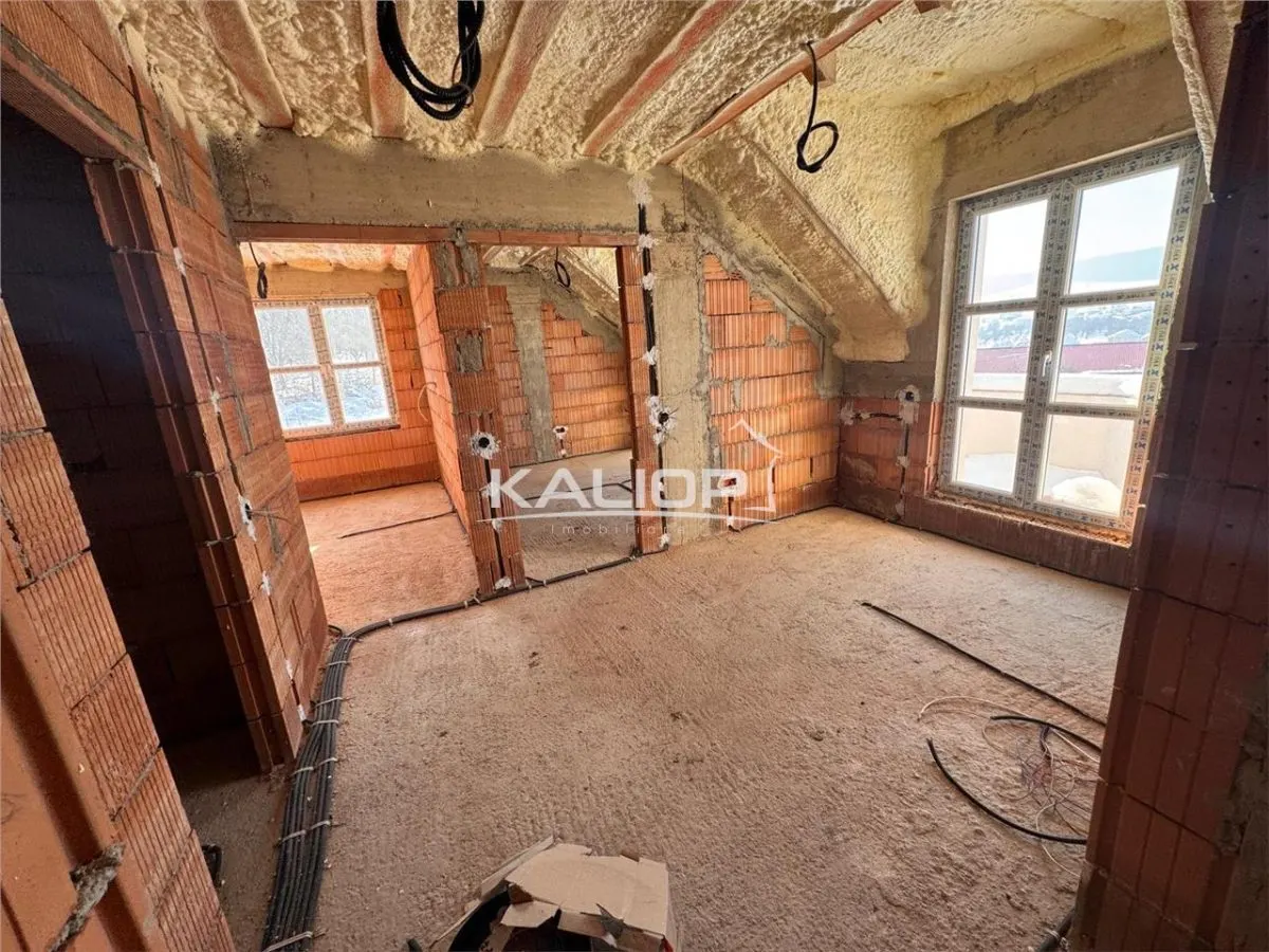 Casa 4 camere  | 120 mp | teren 600 mp | Chinteni zona centrala - foto 17