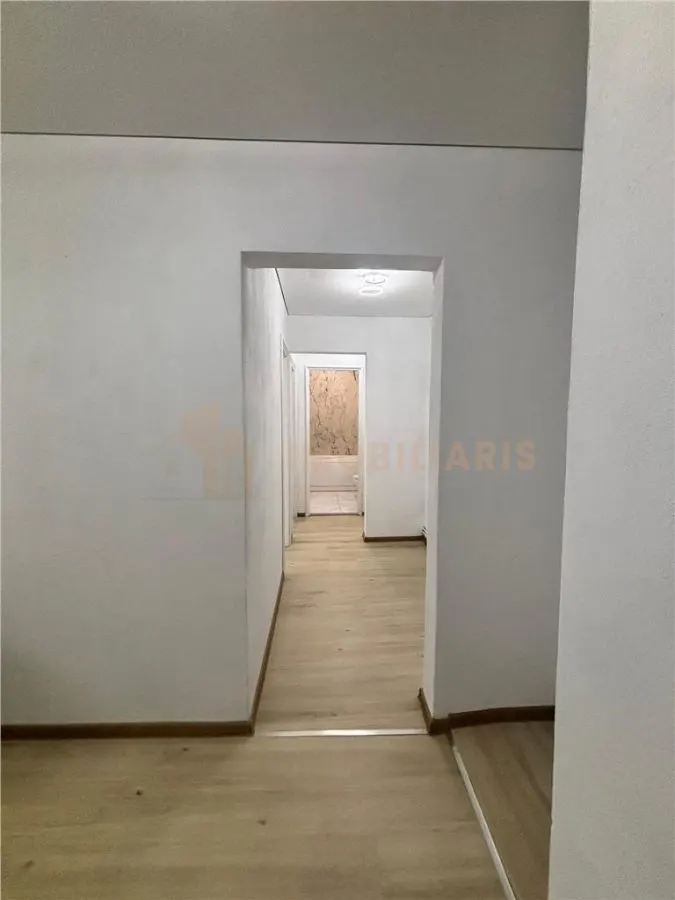 Chirie apartament 3 camere partial mobilat - foto 4