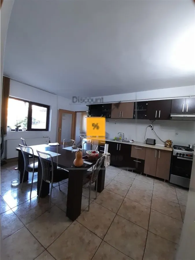 Casa in zona Traian - foto 4