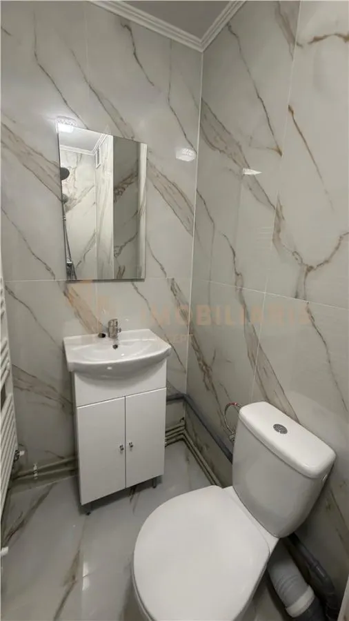Garsoniera de vanzare-inchiriat, zona Piata Mare - foto 3