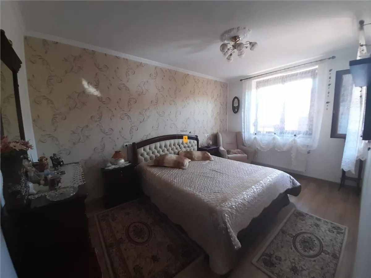 Vanzare casa zona Centrala - foto 4