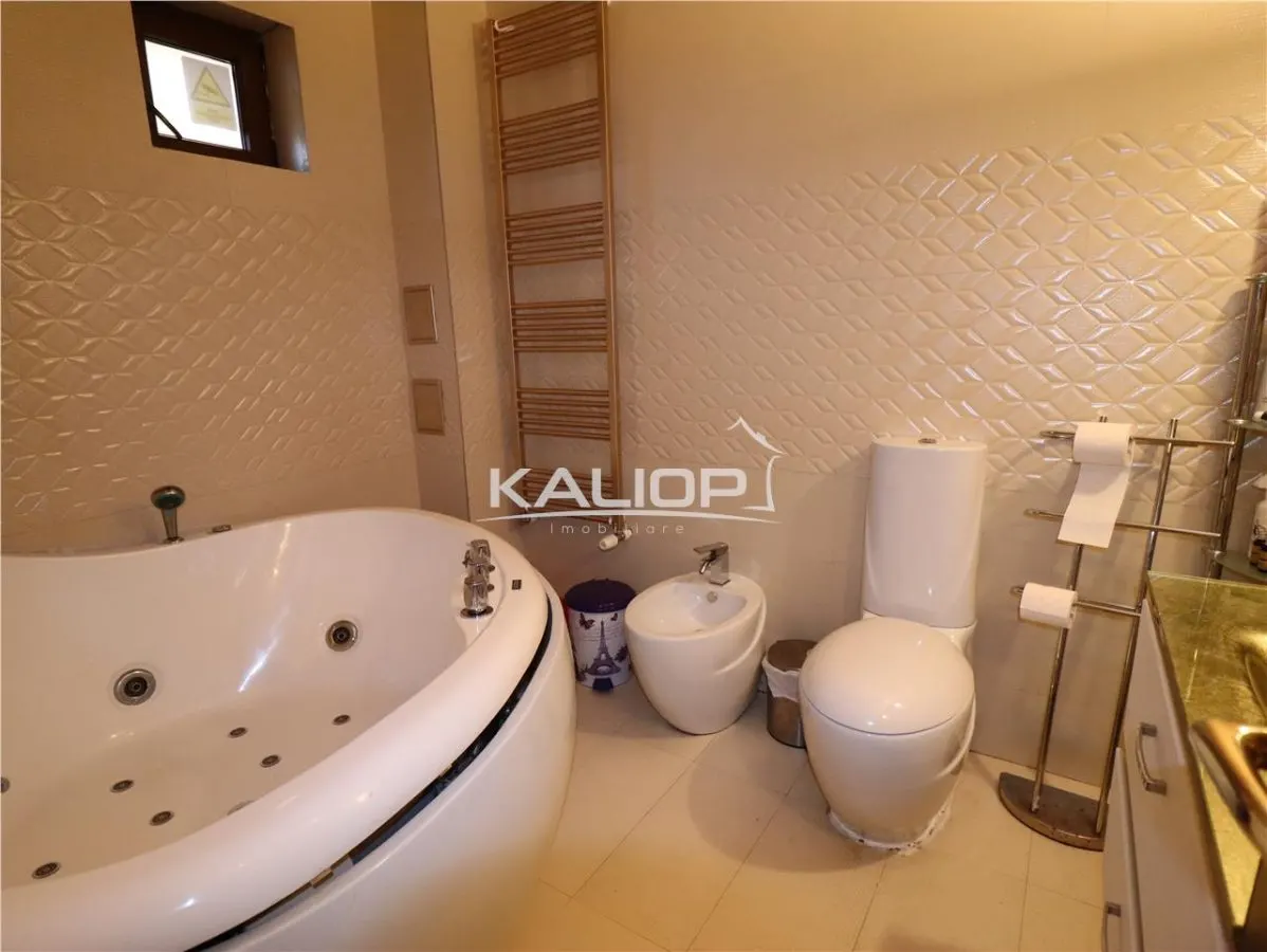 EXCLUSIV | APARTAMENT DE LUX | UNIC cu PISCINA, SAUNA, BAR | Buna Ziua - foto 13