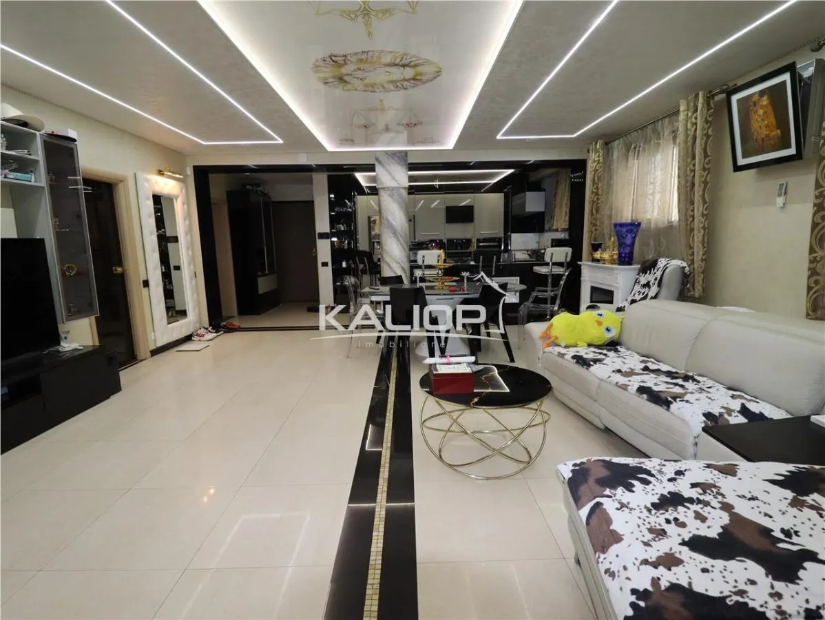 EXCLUSIV | APARTAMENT DE LUX | UNIC cu PISCINA, SAUNA, BAR | Buna Ziua - foto 19