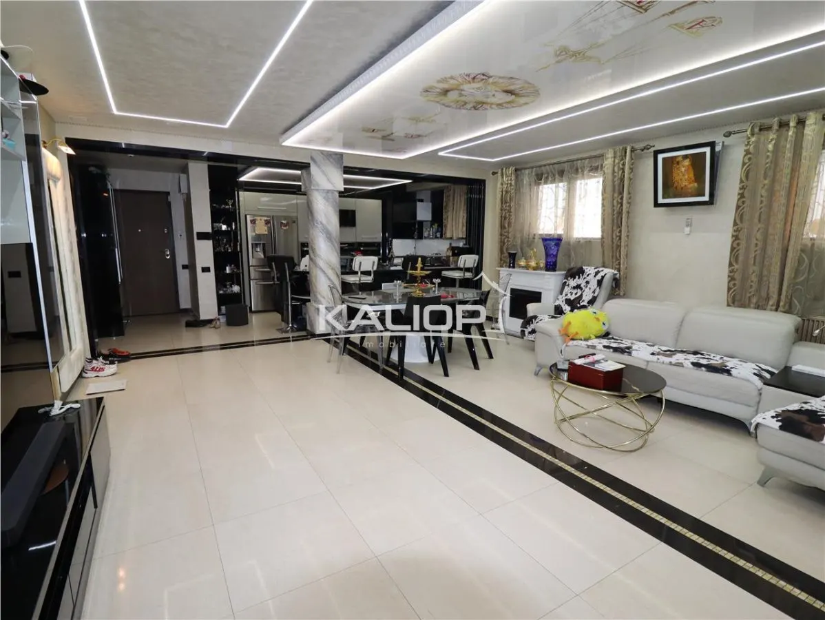 EXCLUSIV | APARTAMENT DE LUX | UNIC cu PISCINA, SAUNA, BAR | Buna Ziua - foto 7