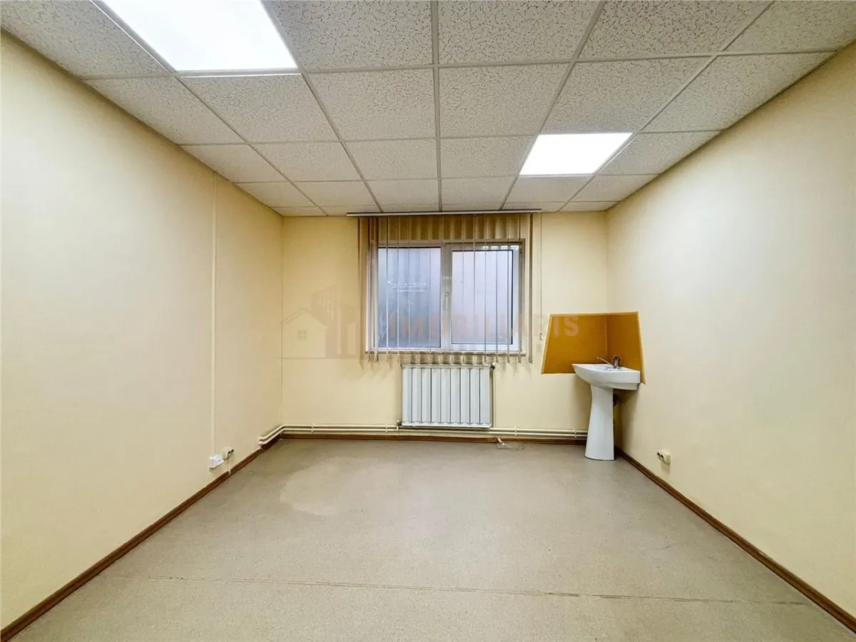 Spatiu comercial de vanzare sau inchiriere - foto 5