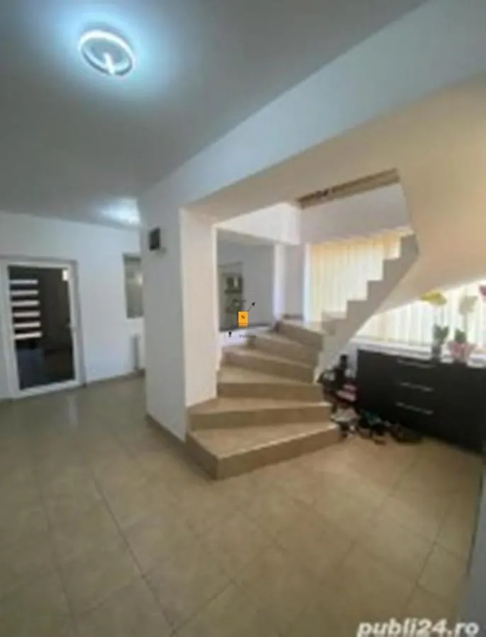 Casa 5 camere zona Izvoare - foto 10
