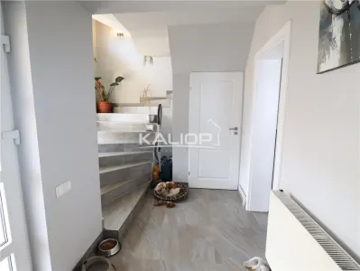 Casa individuala | 8 camere | 304 mp | teren 390 mp | Luna de Sus |  Cluj Napoca - foto 12