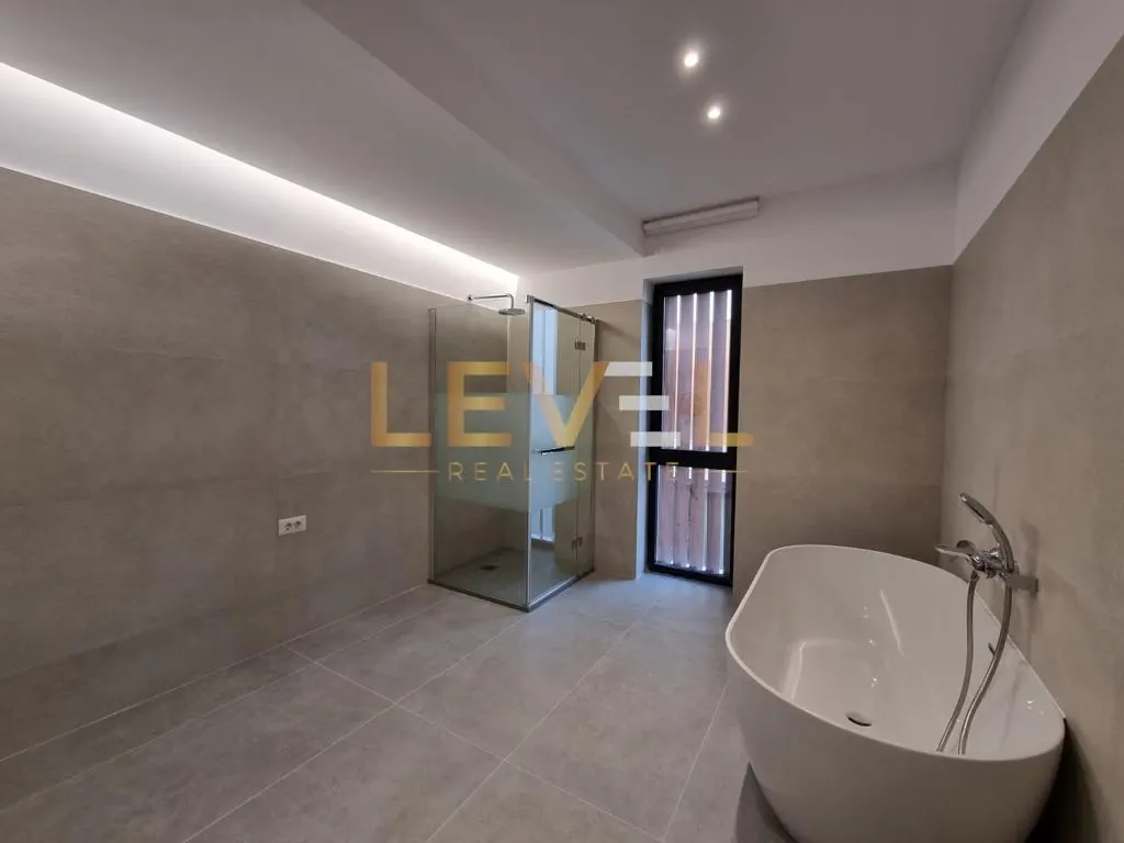 [VIDEO] Vila ultramoderna cu 5 camere cu curte libera 187 mp - Pipera - foto 16