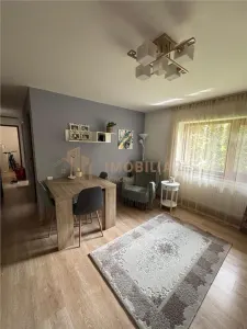 Apartament 3 camere zona Centrala - foto 11