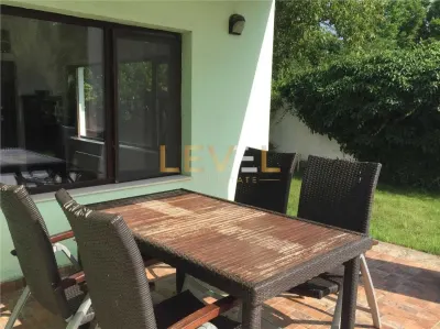 Vila 5 camere 300mp cu teren generos 620mp de inchiriat in Pipera - foto 3
