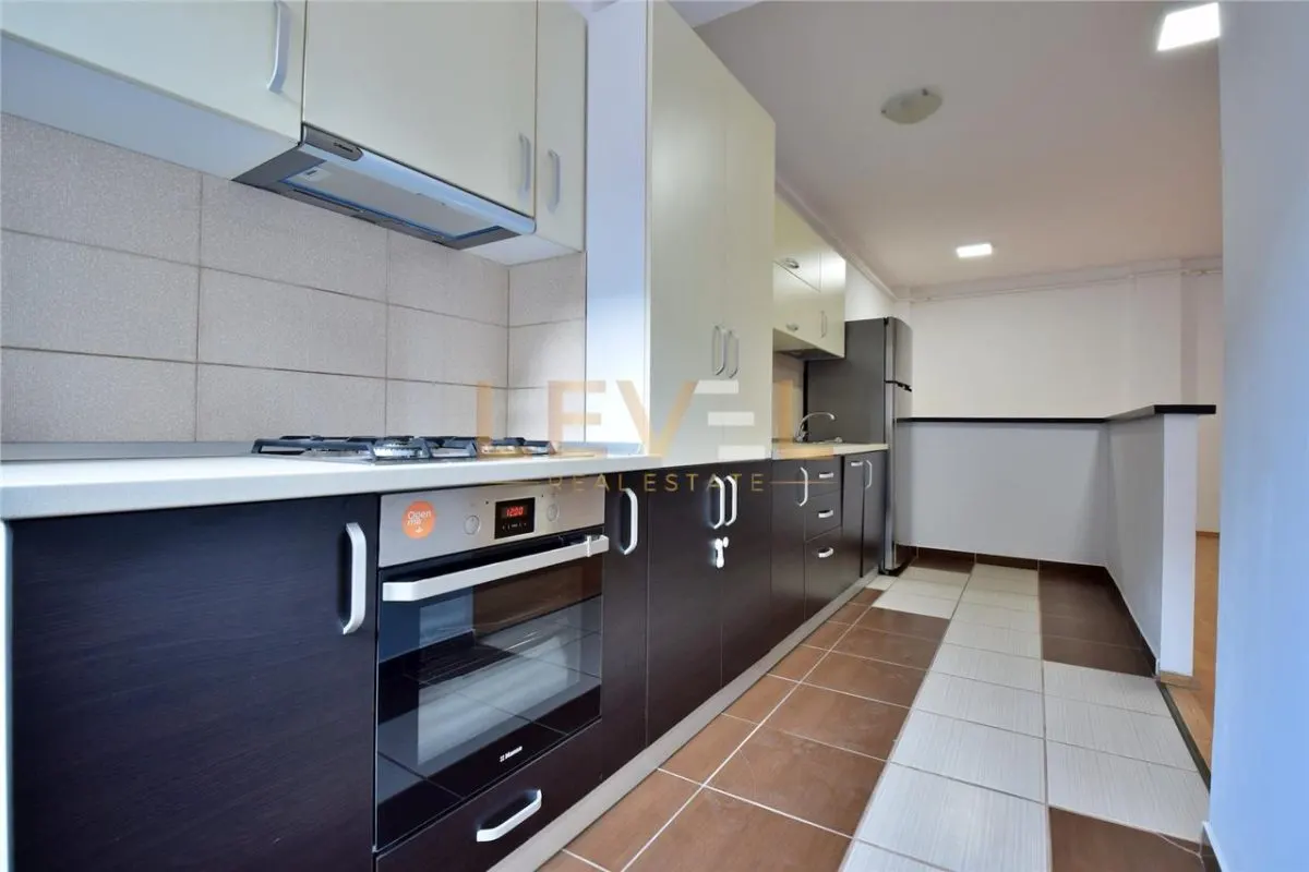 Apartament spatios cu 3 camere de vanzare, Herastrau, 100 mp suprafata utila [TUR VIDEO] - foto 3