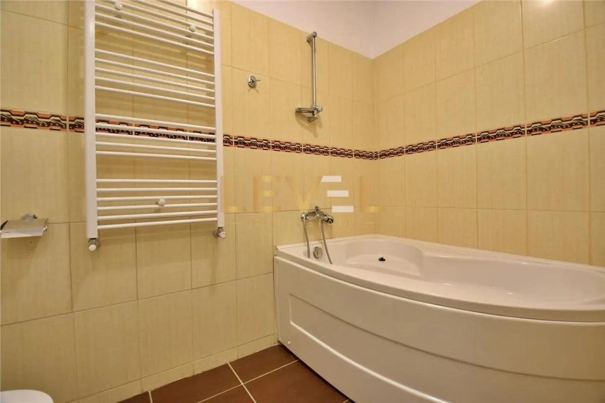 Apartament spatios cu 3 camere de vanzare, Herastrau, 100 mp suprafata utila [TUR VIDEO] - foto 10