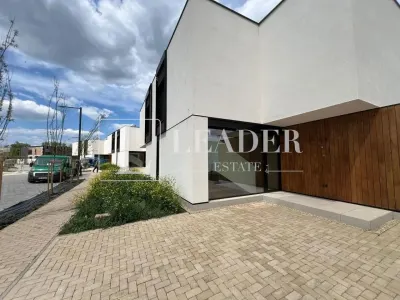 Vila moderna de inchiriat in Tunari - foto 2