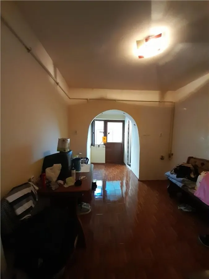 Vanzare casa zona Centrala - foto 1