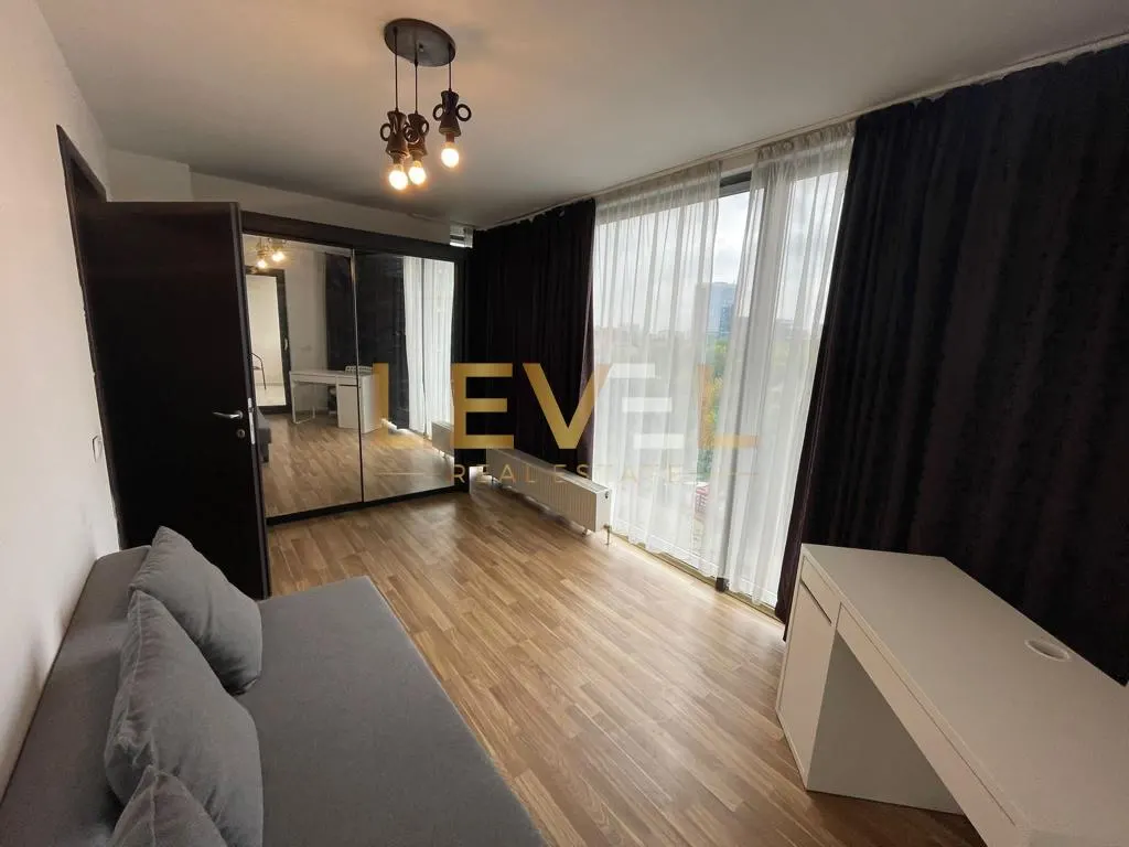 Apartament cu 3 camere de vanzare - foto 12