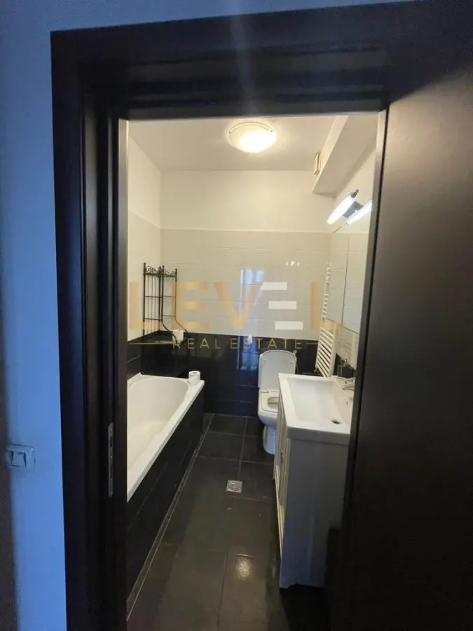 Apartament cu 3 camere de vanzare - foto 10