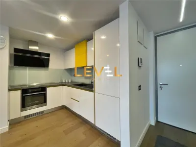 Apartament 2 camere + Birou de Vanzare | 2 Bai | Parcare inclusa - foto 5