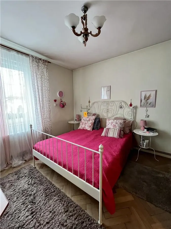 Apartament in vila, Ultracentral, cu loc parcare - foto 3