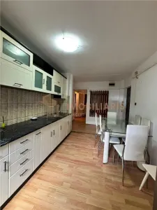 Apartament 3 camere zona Petru Rares - Baia Mare