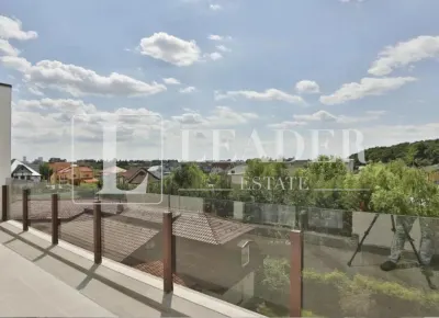 160 MP I Langa Padurea Baneasa I Iancu Nicolae - foto 3