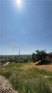 Parcele 10 si 15 ari teren intravilan, zona Grivitei - Baia Mare