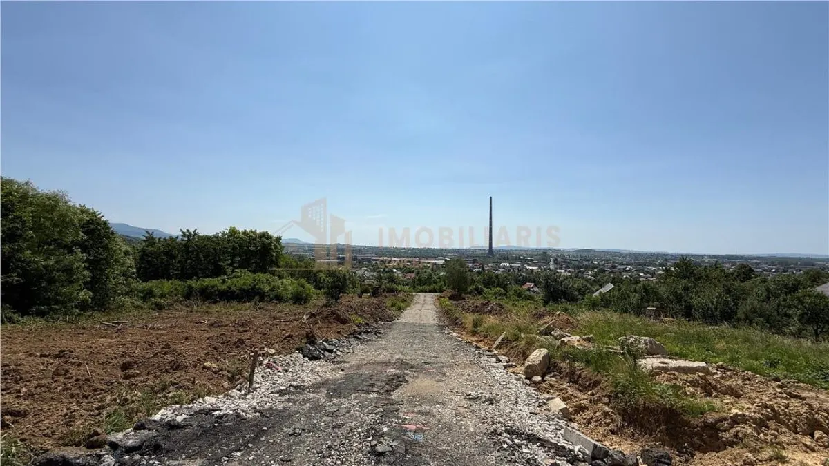 Parcele 10 si 15 ari teren intravilan, zona Grivitei - foto 2
