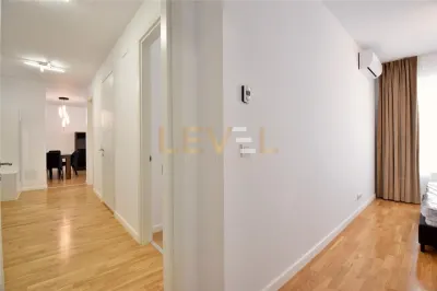 Apartament 3 camere de inchiriat  - Luxuria Residence [VIDEO] - foto 17