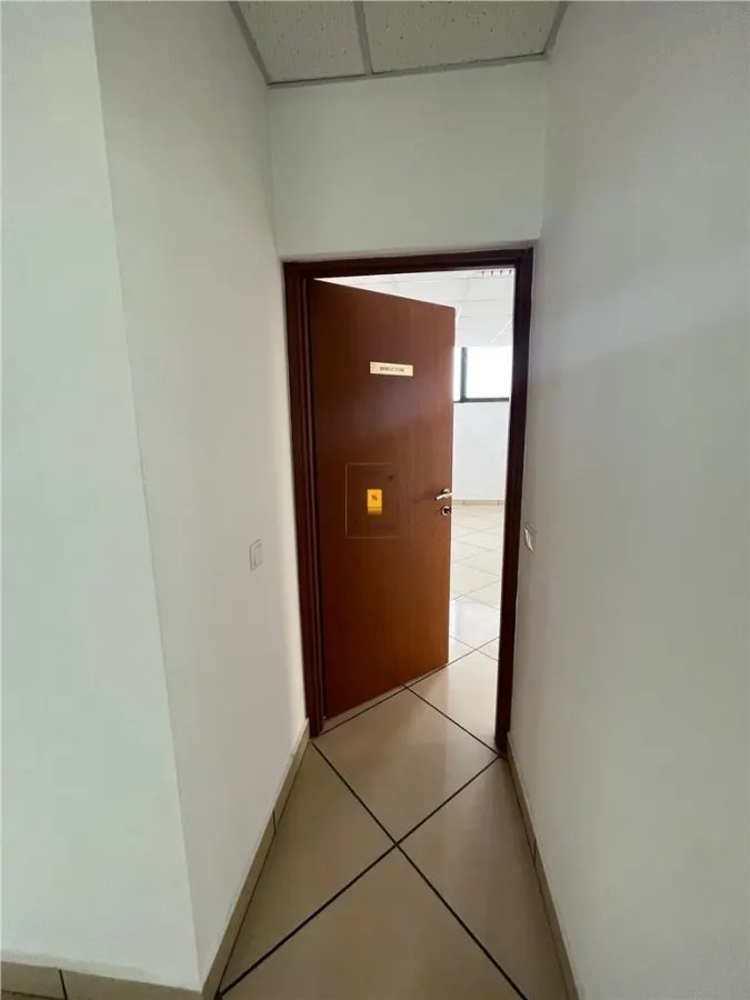 Inchiriere Showroom / Cladire Multifunctionala - foto 9