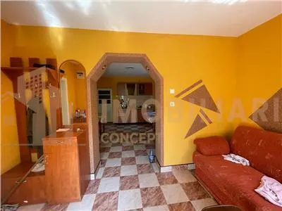 Casa si teren de vanzare Satulung - foto 2