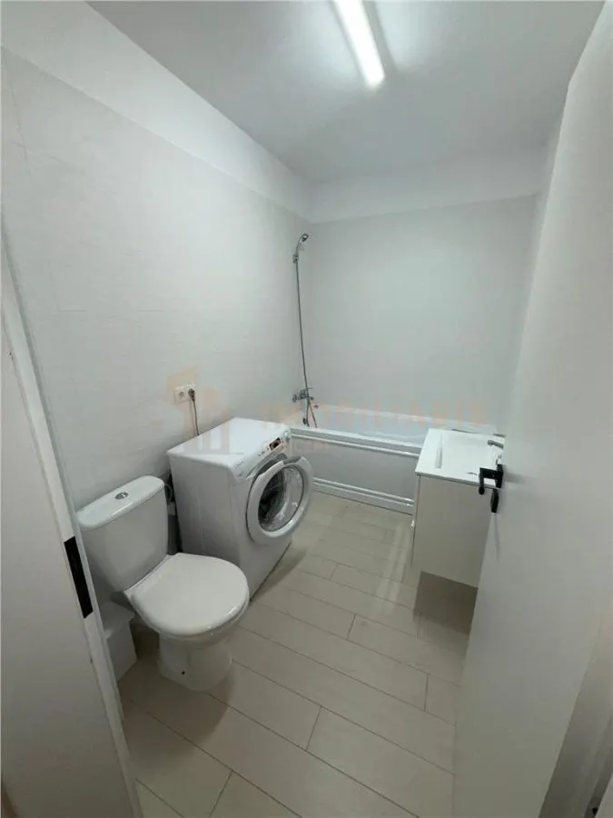 Apartament 2 camere mobilat ,utilat zona Lamaitei - foto 6