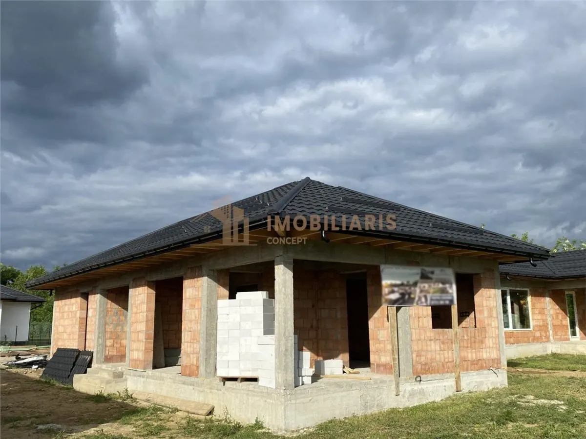 Casa individuala Tautii Magheraus zona Centru - foto 1
