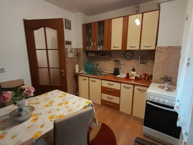 Vanzare apartament 5 camere de tip duplex, in zona Mihai Bravu (ID 486) - foto 5