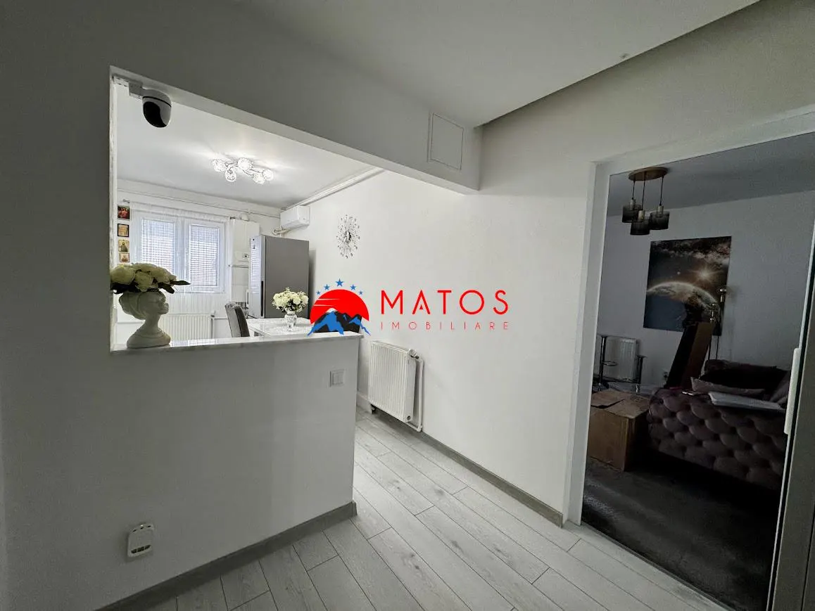 Garsoniera de vanzare Baicoi | De lux | Etaj 4 | zona linistita | - foto 14