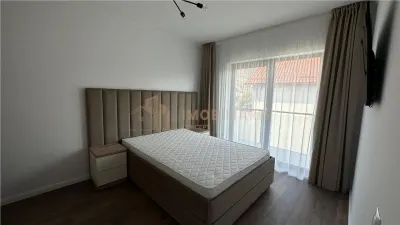 Duplex de inchiriat, zona Marul de Aur - foto 12