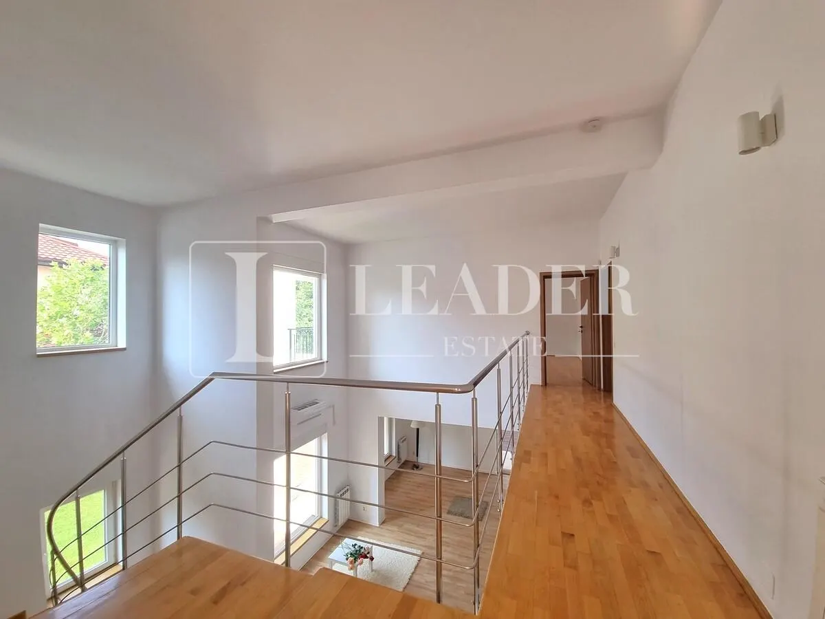 Vila Individuala I Renovata  I 650 MP teren I 7 camere - foto 9